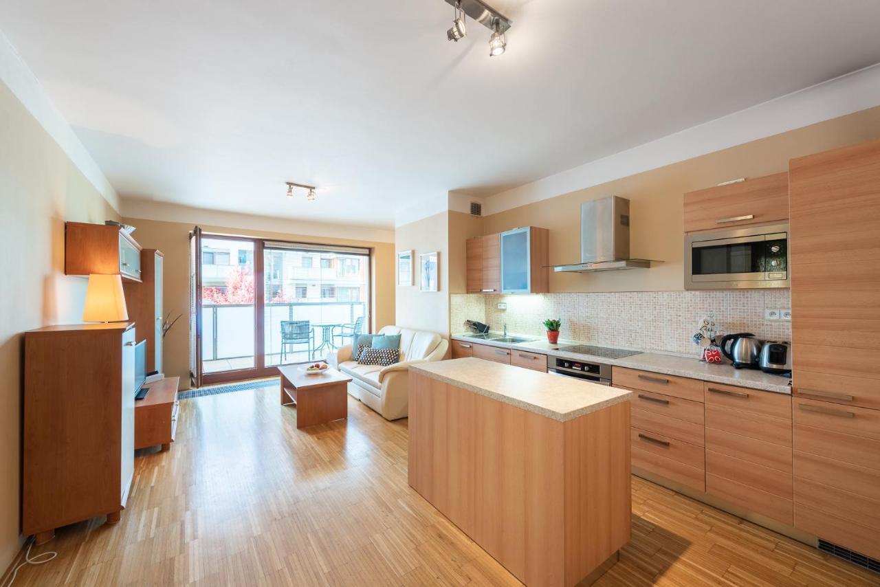 Luxury Apartment River Diamond Residence Прага Екстер'єр фото